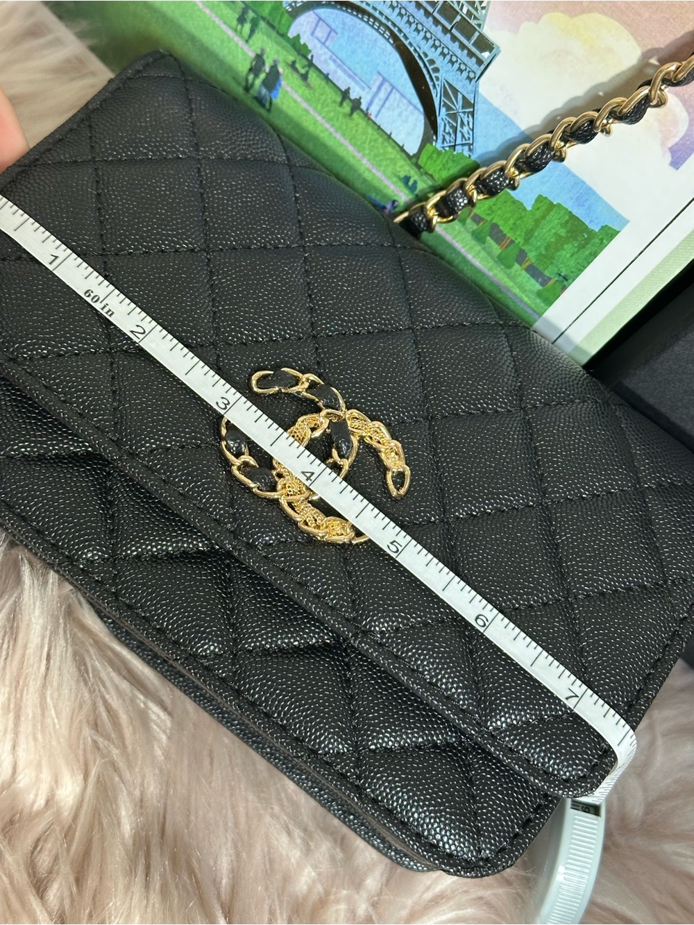 Black Wallet on Chain - Picture 7 of 11